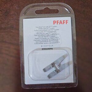 PFAFF NON STICK FOOT WITH IDT SYSTEM SEWING MACHINE #820664096